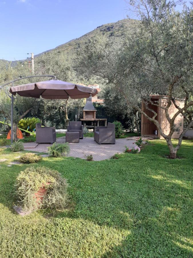 Arcobaleno Apartment Fondi Bagian luar foto